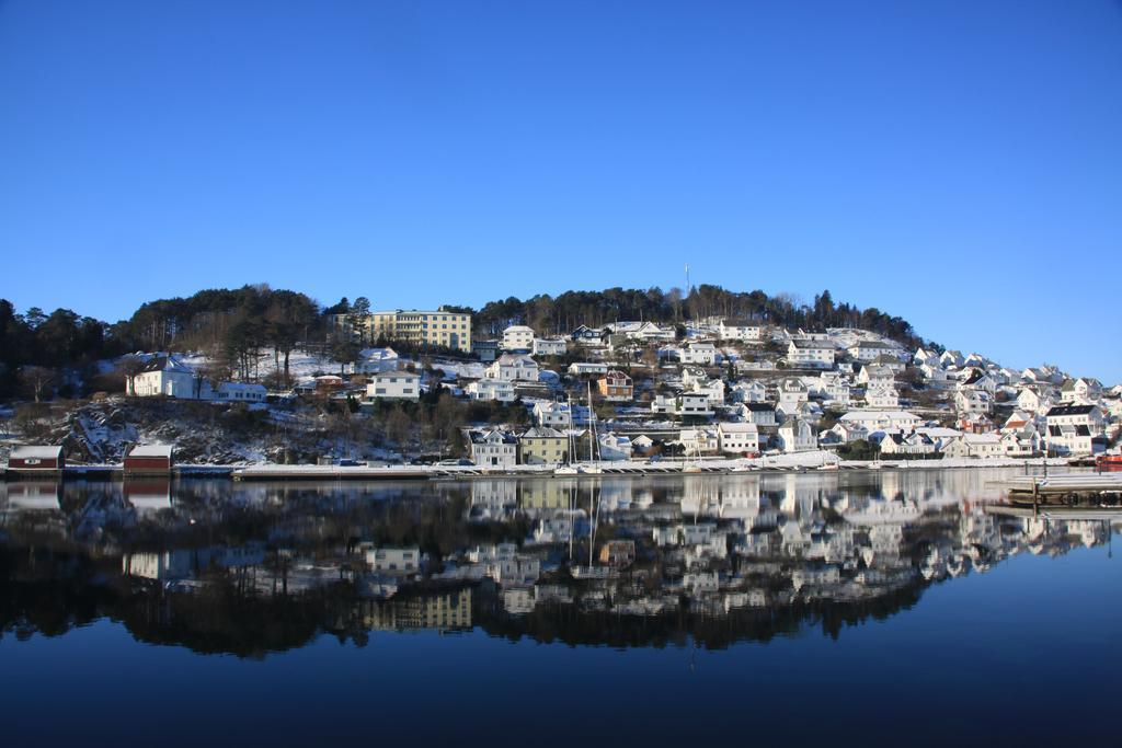 Rederiet Hotel Farsund Exterior foto