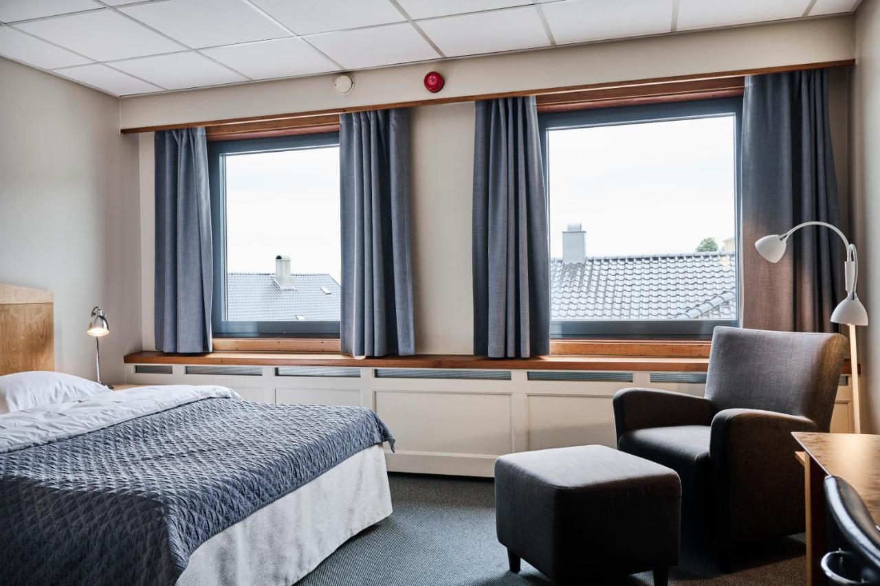Rederiet Hotel Farsund Exterior foto